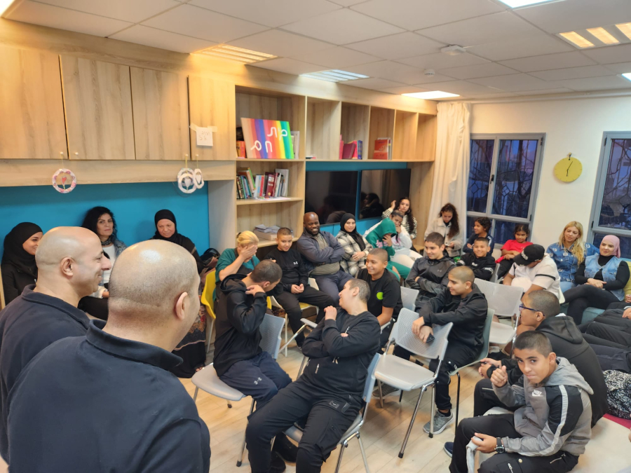 يافا:محاضرة حول الاستخدام الآمن للكهرباء في مركز العجمي